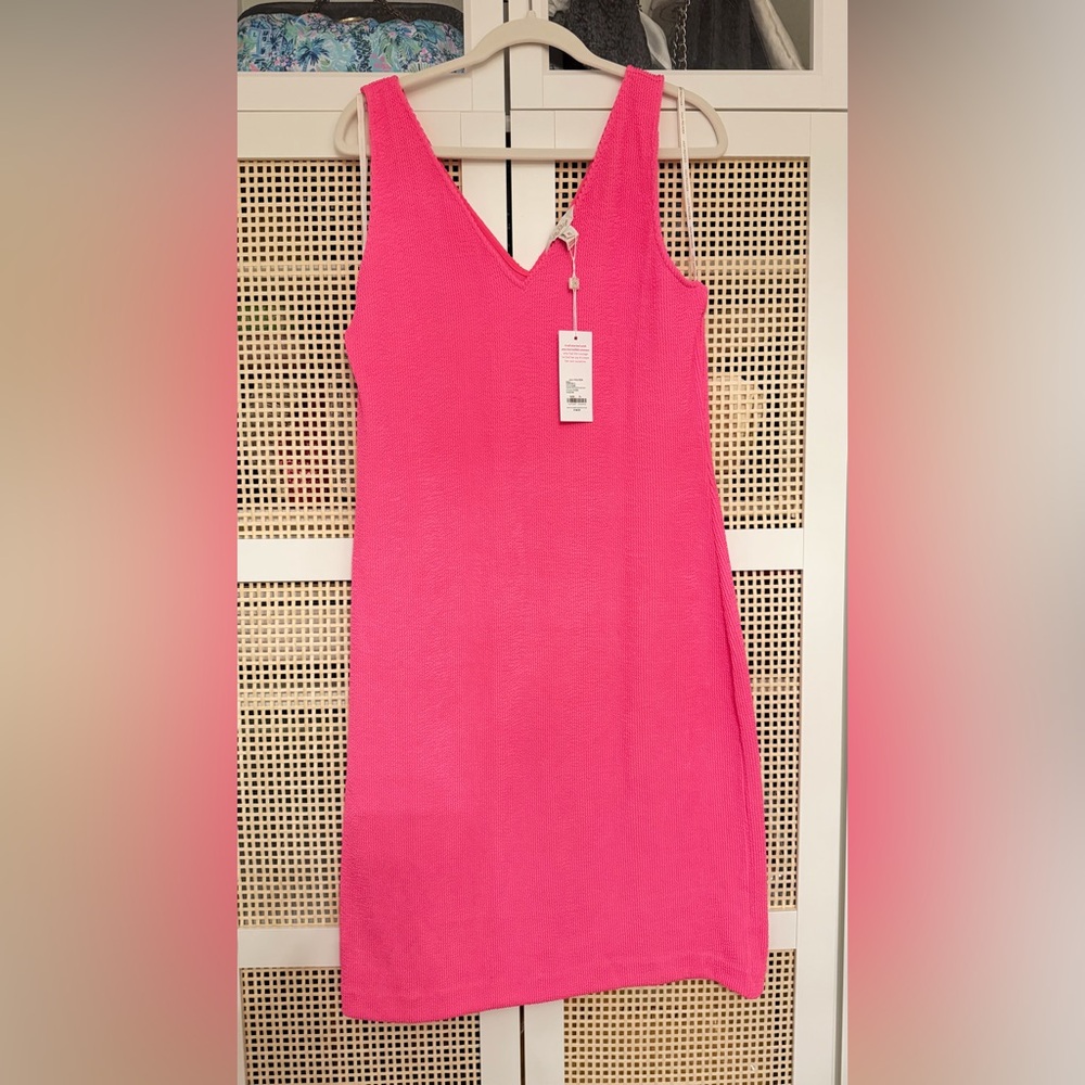 NWT Lilly Pulitzer Hot Pink Textured V-Neck Shift Dress. SIZE XL